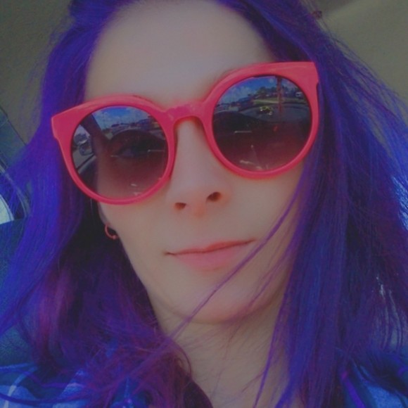 Meet your Posher, Jessi - Picture 1 of 1